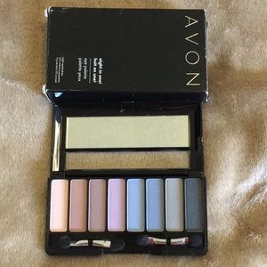 Avon Eight In One Eye Palette: Watercolors